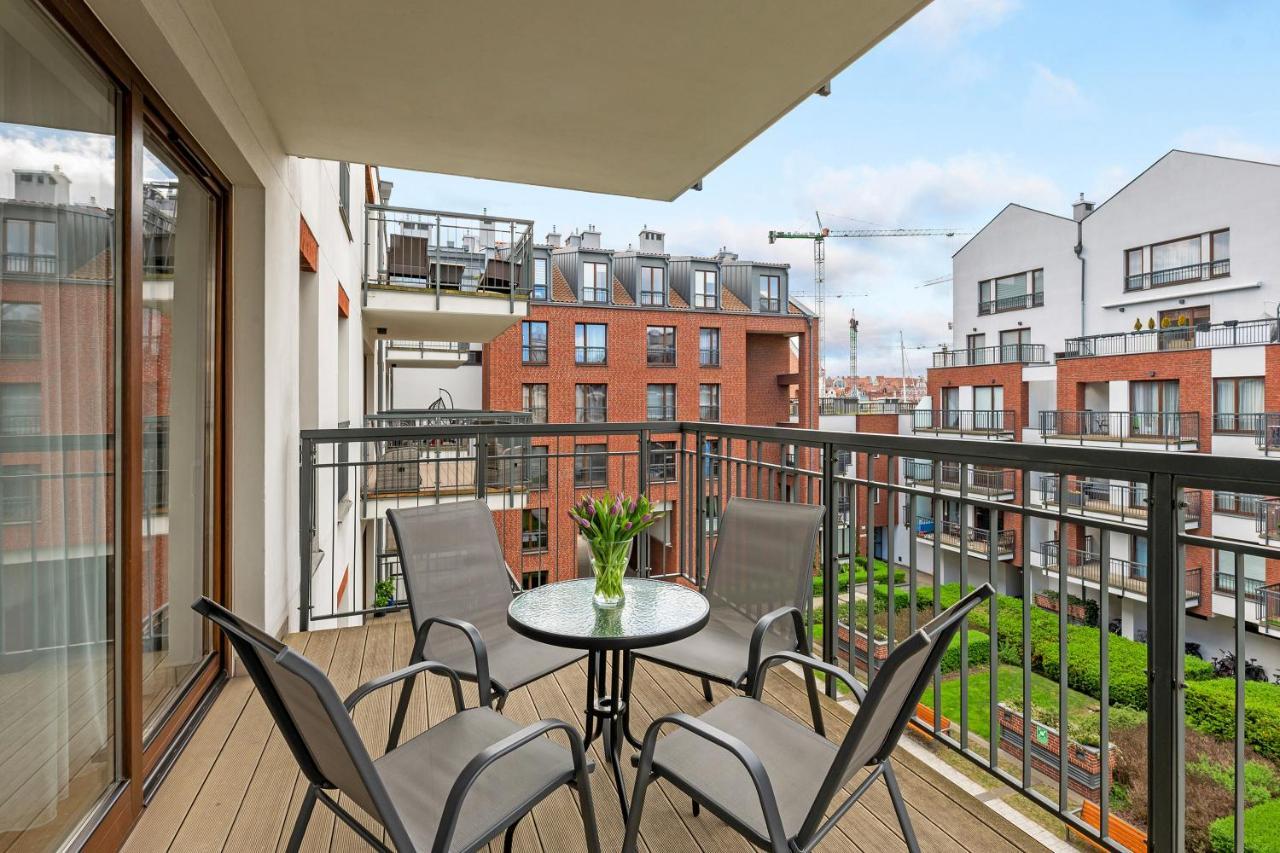 Blue Mandarin Marina Apartman Gdańsk Kültér fotó